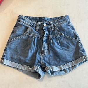 Balloon shorts